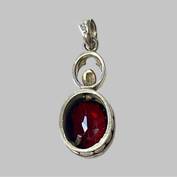Elegant Silver and Red Garnet Pendant! - Picture 3 of 3